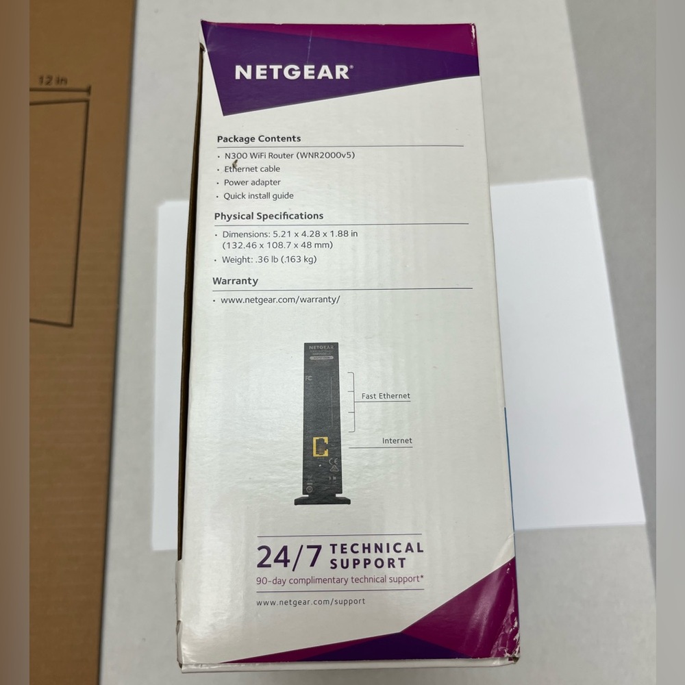 NETGEAR 🛜 N300 WiFi Router, model WNR2000 - Picture 5 of 15